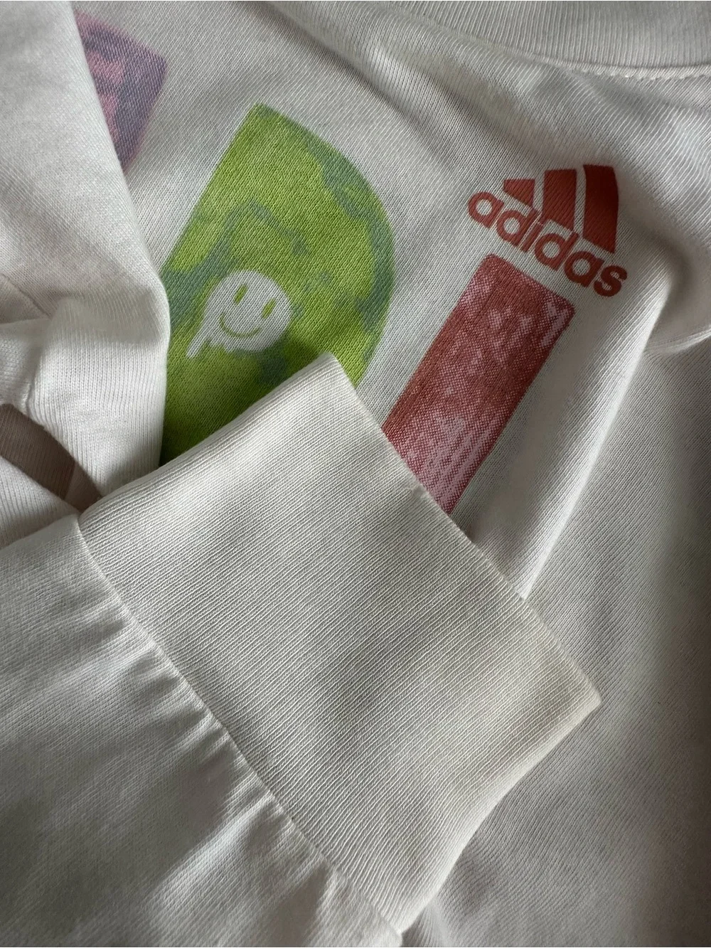 ADIDAS GIRLS LONG SLEEVE GRAPHIC T-SHIRT & FLARE PANTS